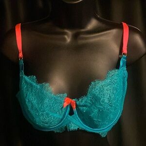 Very sexy Victoria secret Bra